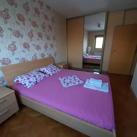 Апартаменты Square Exclusive 3n