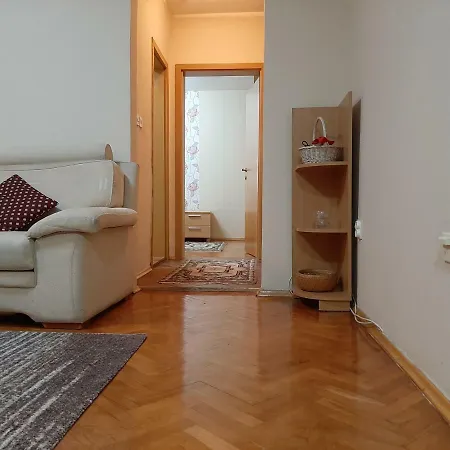 Square Exclusive 3n Apartment *