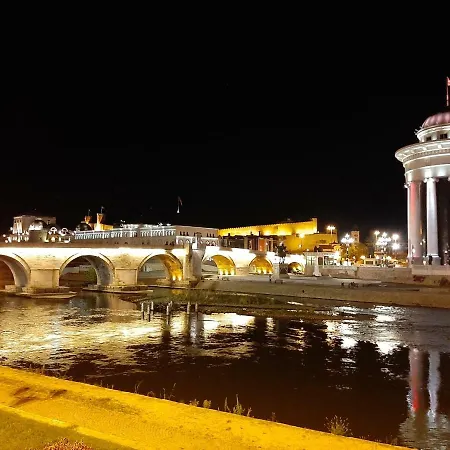 Square Exclusive 3n Апартаменты