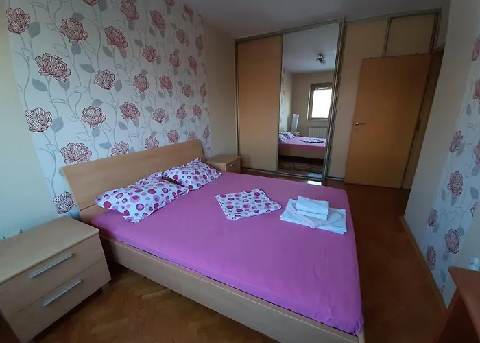 Apartment Square Exclusive 3n