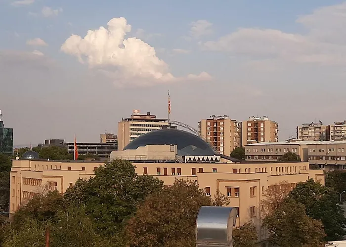 Square Exclusive 3n Apartment Skopje